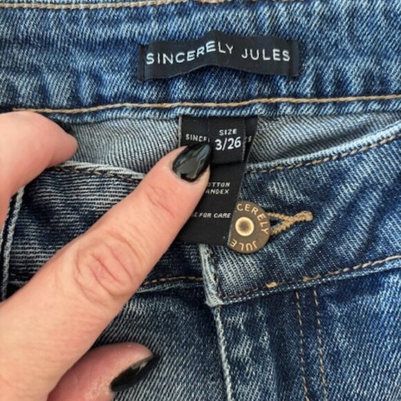 Sincerely Jules distressed straight leg jeans size 26 - Picture 4 of 6
